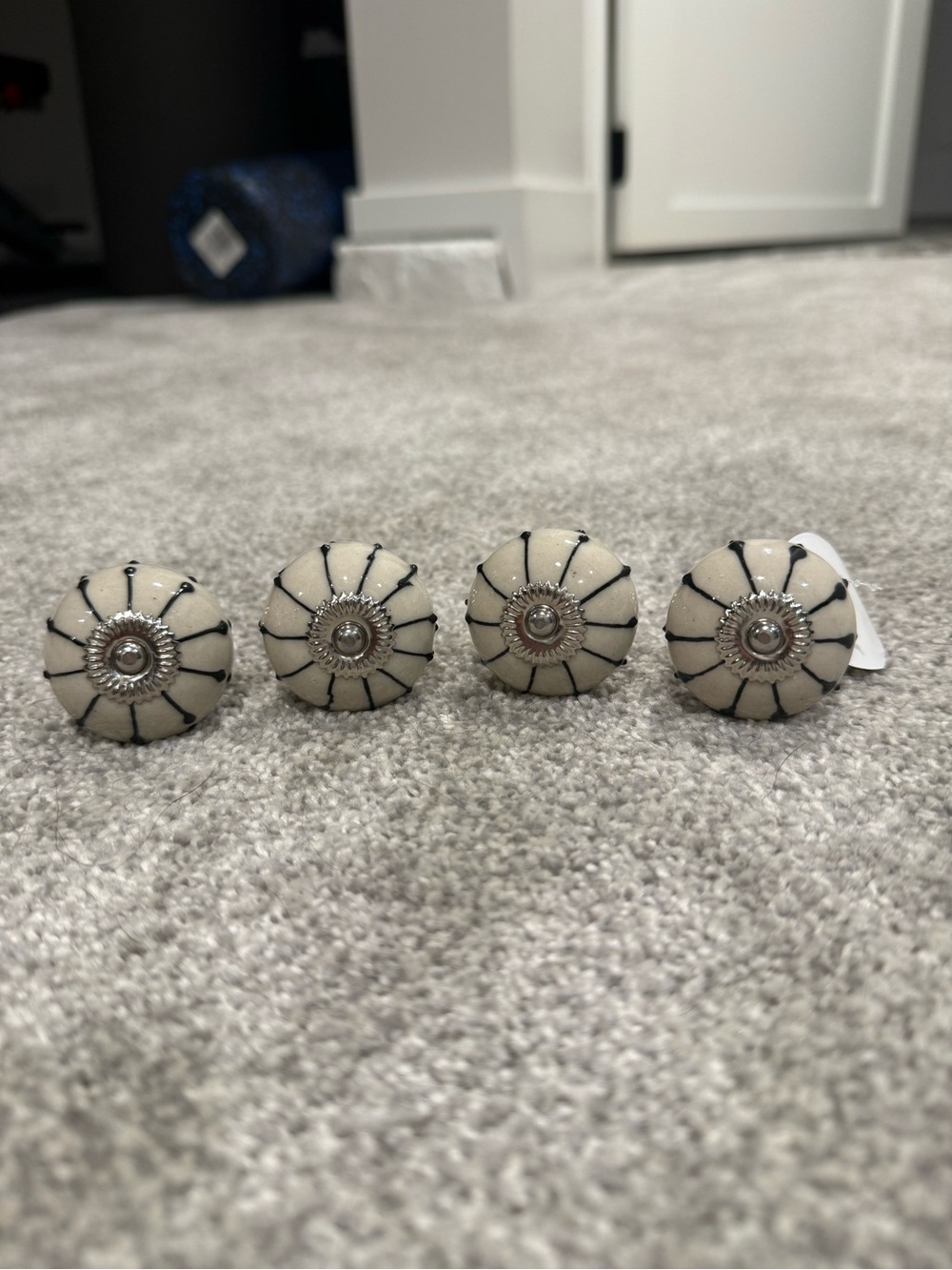 Ivory Ceramic Floral Cabinet Knob Set with Silver Accent